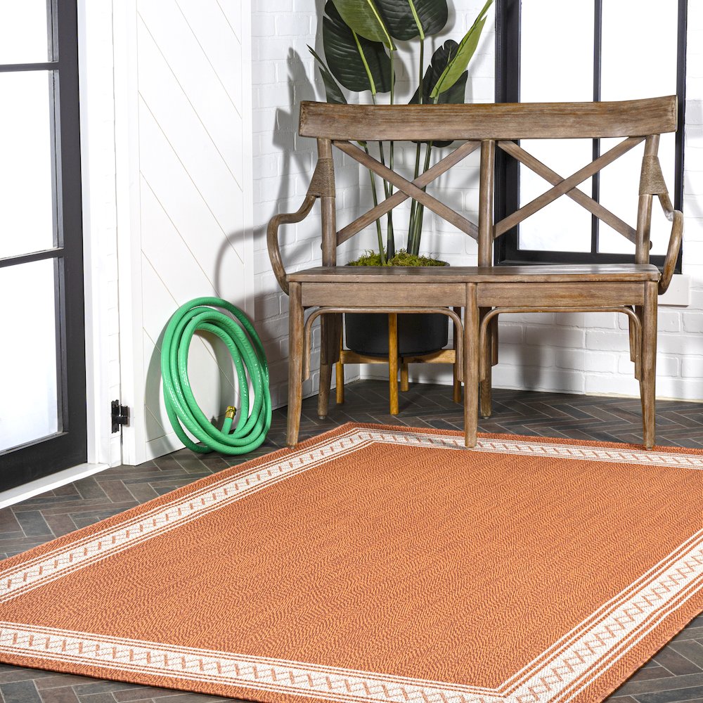 Lucia Classic Diamond Border Indoor/Outdoor Area Rug. Picture 9