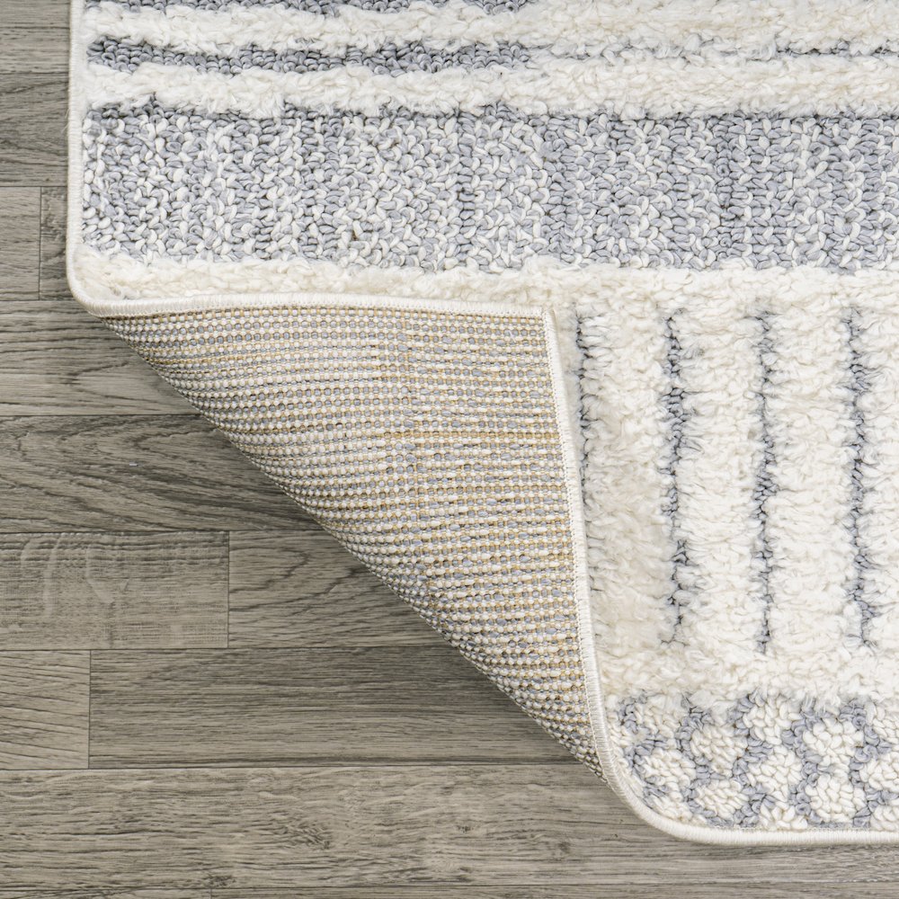 Kerstin Geometric High-Low Area Rug. Picture 6