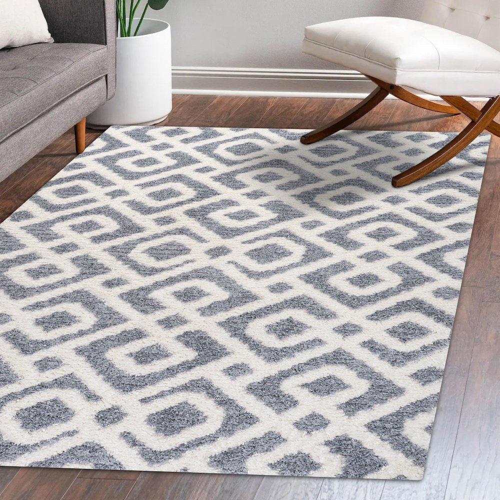Astrid Retro Trellis High-Low Area Rug. Picture 10