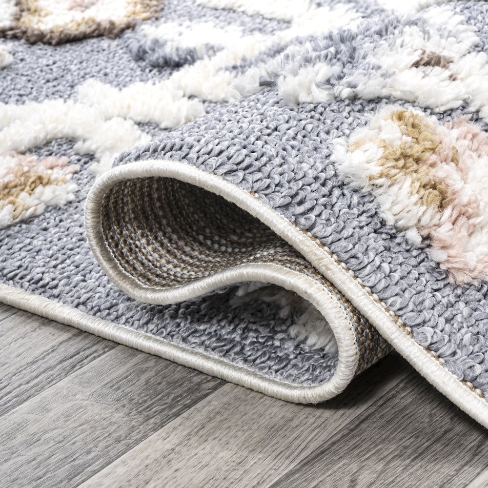 Aziza Persian Medallion High-Low Area Rug. Picture 9