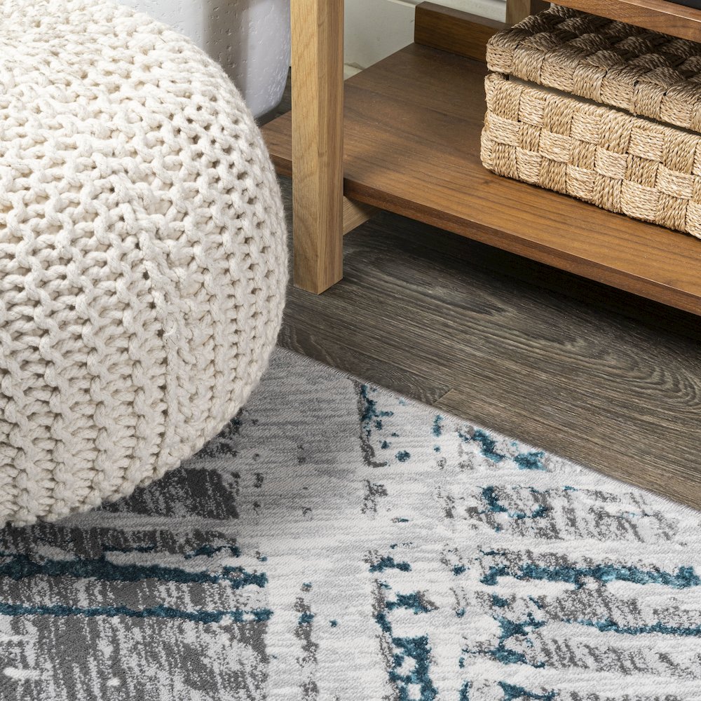 Slant Modern Abstract Area Rug. Picture 5