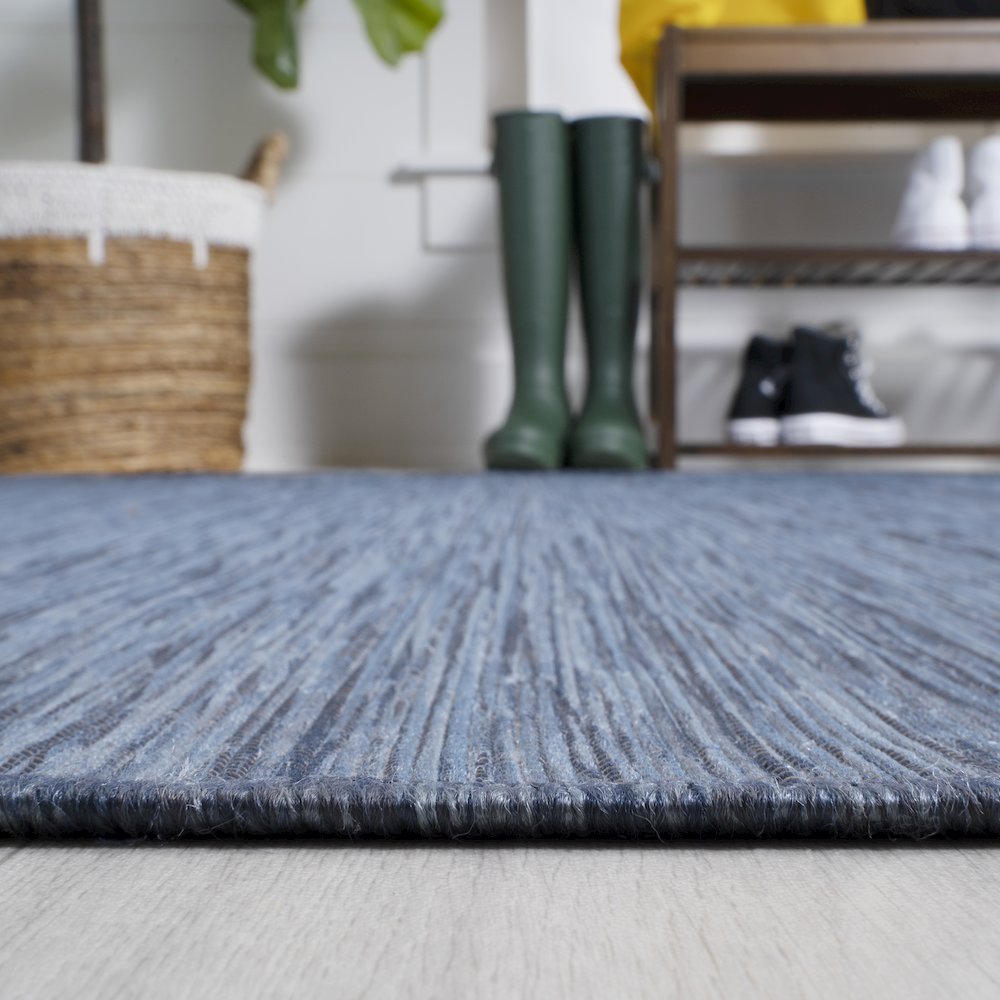 Ethan Modern Flatweave Solid Area Rug. Picture 11