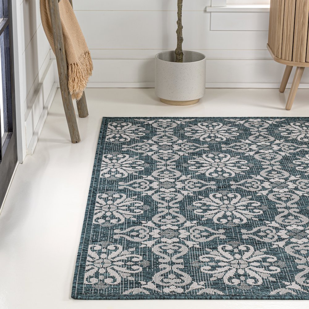 Amora Traditional Mediterranean Tile Design Indoor/Outdoor Area Rug. Picture 1