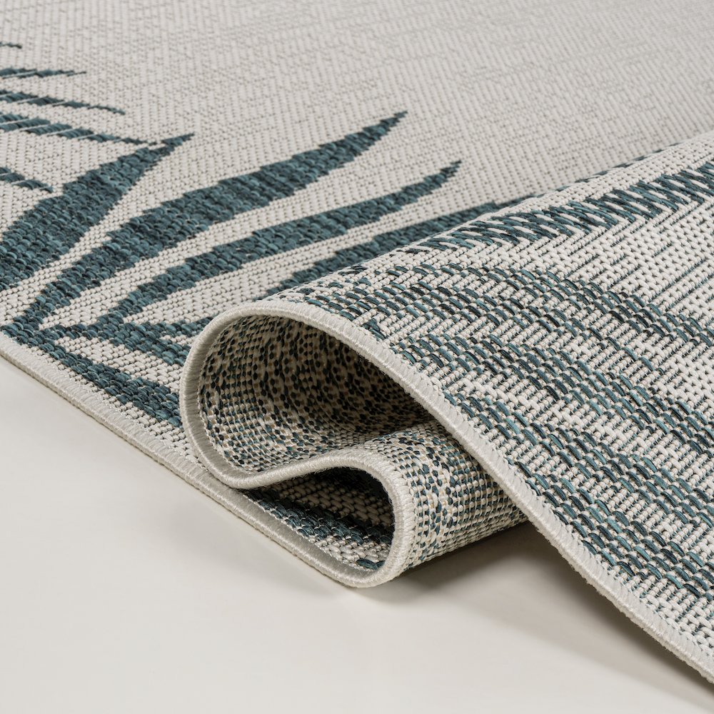 Isla Coastal Cottage Palm Frond Border Indoor/Outdoor Area Rug. Picture 5