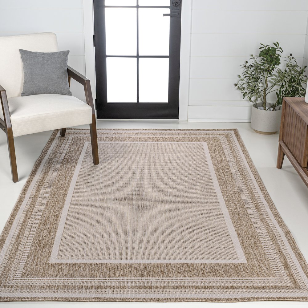 Beckett Classic Casual Border Stripe Indoor/Outdoor Area Rug. Picture 2