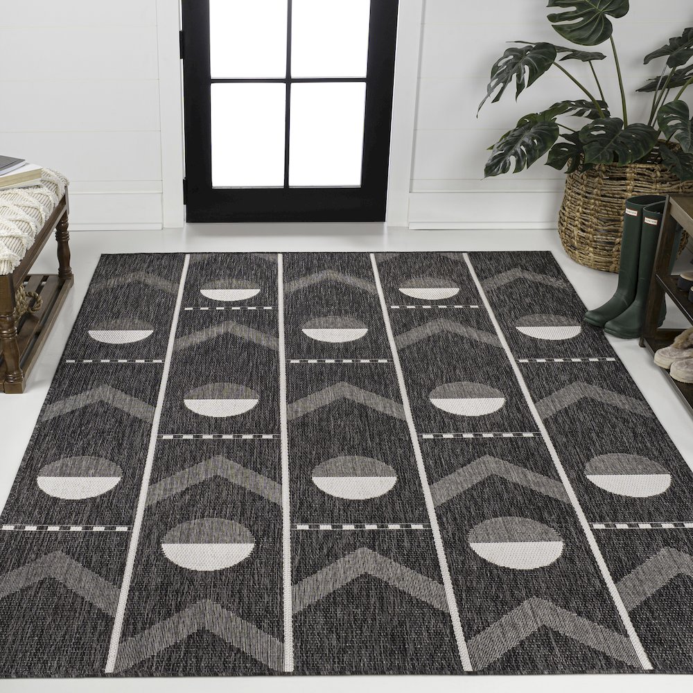 Soren Modern Geometric Black/Cream 3 ft. x 5 ft. Indoor/Outdoor Area Rug. Picture 2