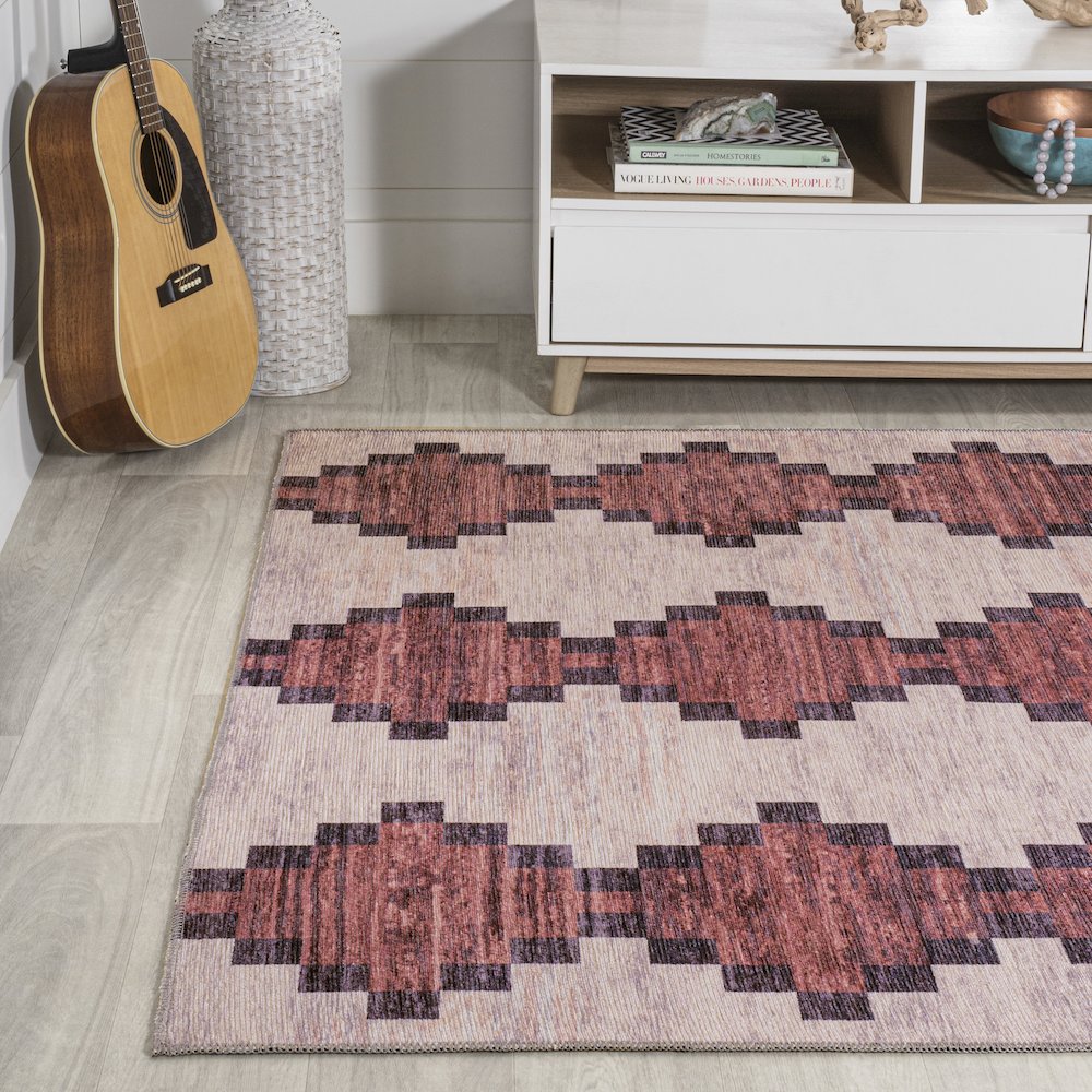 Timantii Modern Trellis Kilim Area Rug. Picture 3