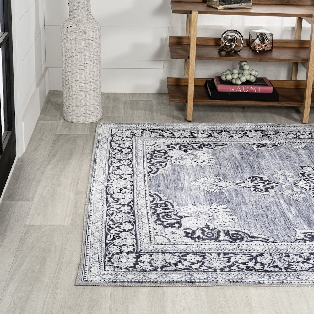 Bausch Bohemian Distressed Chenille Machine-Washable Area Rug. Picture 1