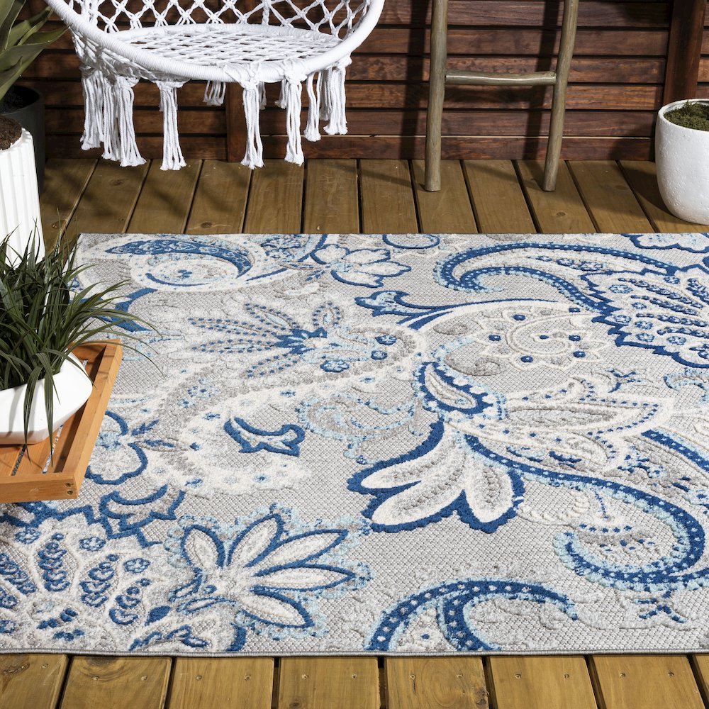 Gordes Paisley High-Low Indoor/Outdoor Area Rug. Picture 7