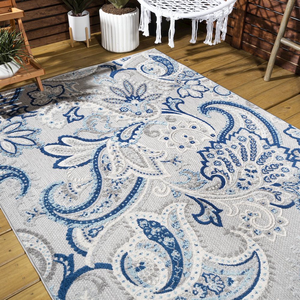 Gordes Paisley High-Low Indoor/Outdoor Area Rug. Picture 8