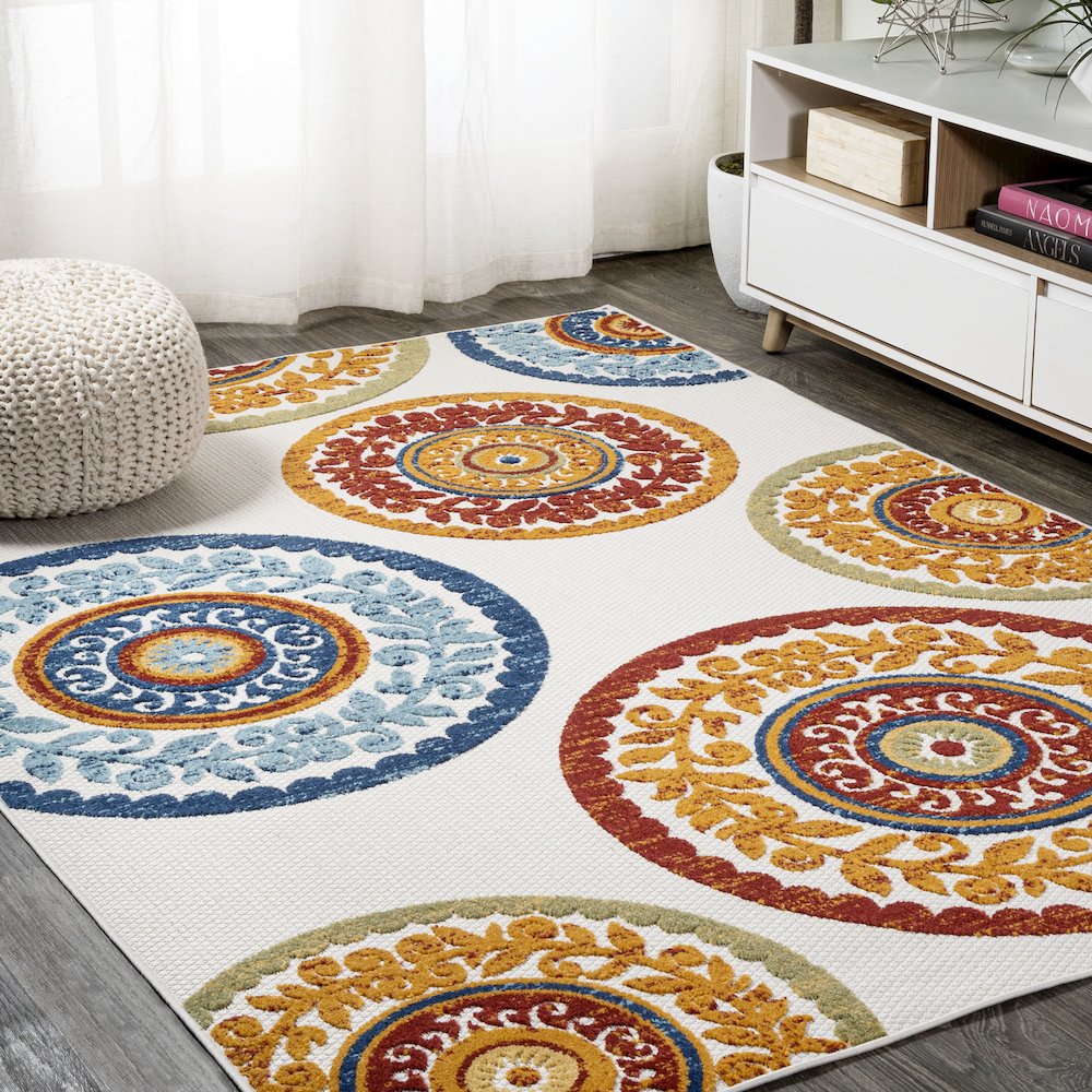 Circus Medallion High-Low Indoor/Outdoor Area Rug. Picture 2