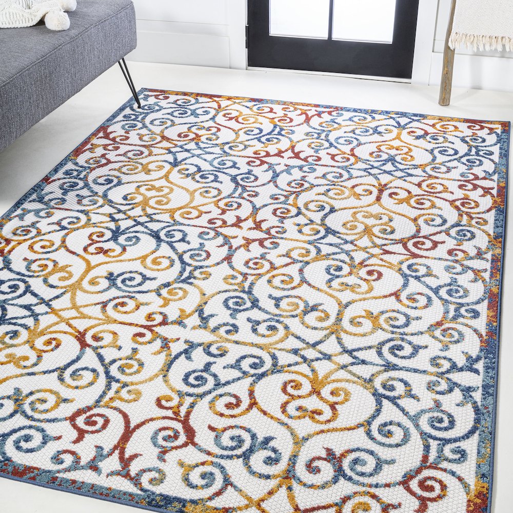Atrani Scroll Trellis Indoor/Outdoor Area Rug. Picture 2