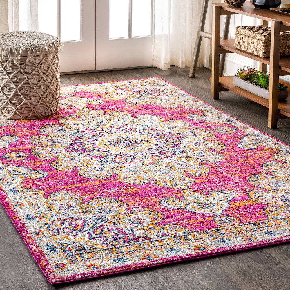 Leann Bohemian Flair Boho Vintage Medallion Area Rug. Picture 2