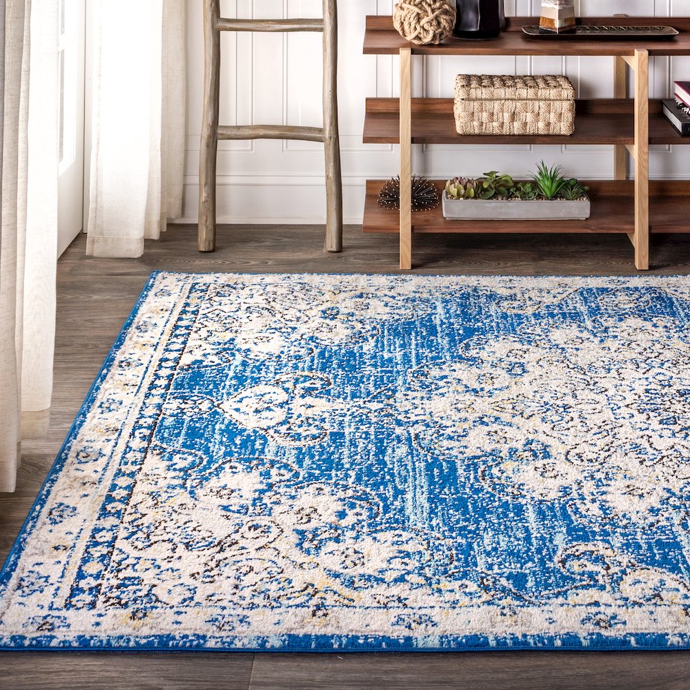 Leann Bohemian Flair Boho Vintage Medallion Area Rug. Picture 3