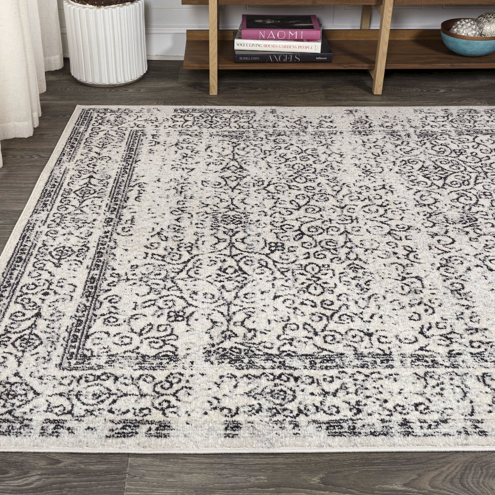 Azul Filigree Area Rug. Picture 3