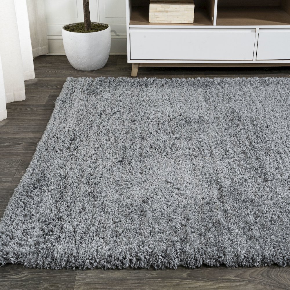 Groovy Solid Shag Area Rug. Picture 3