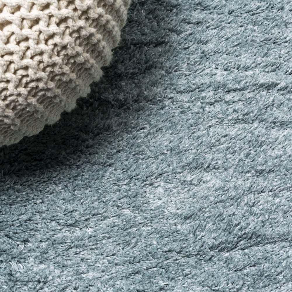 Groovy Solid Shag Area Rug. Picture 6
