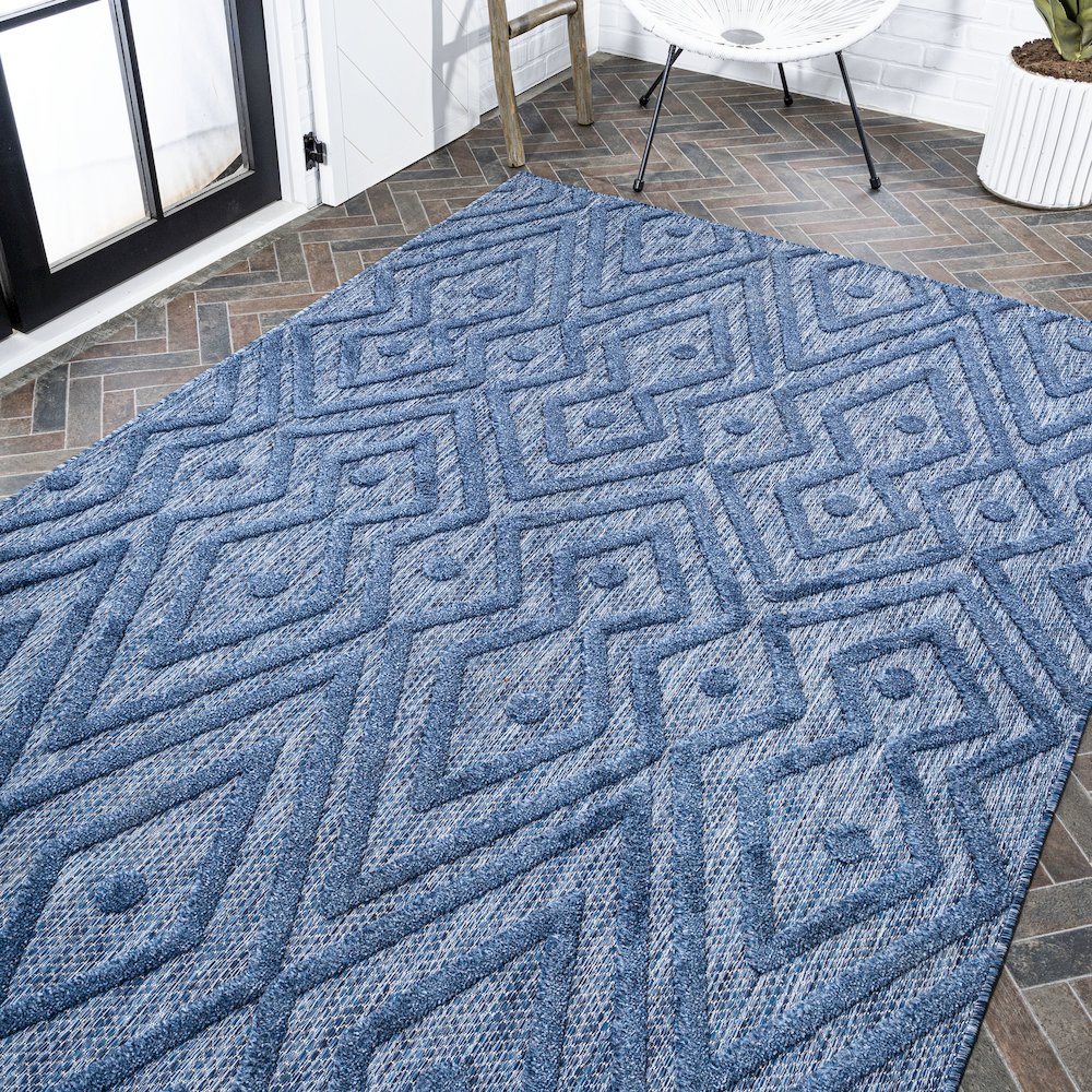 Balansat Moroccan Diamond Indoor/Outdoor Area Rug. Picture 8