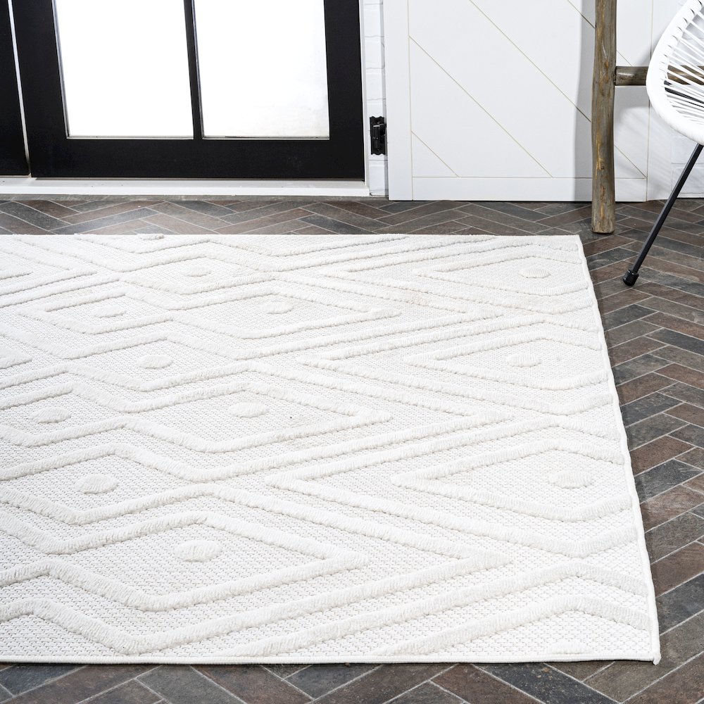 Balansat Moroccan Diamond Indoor/Outdoor Area Rug. Picture 8