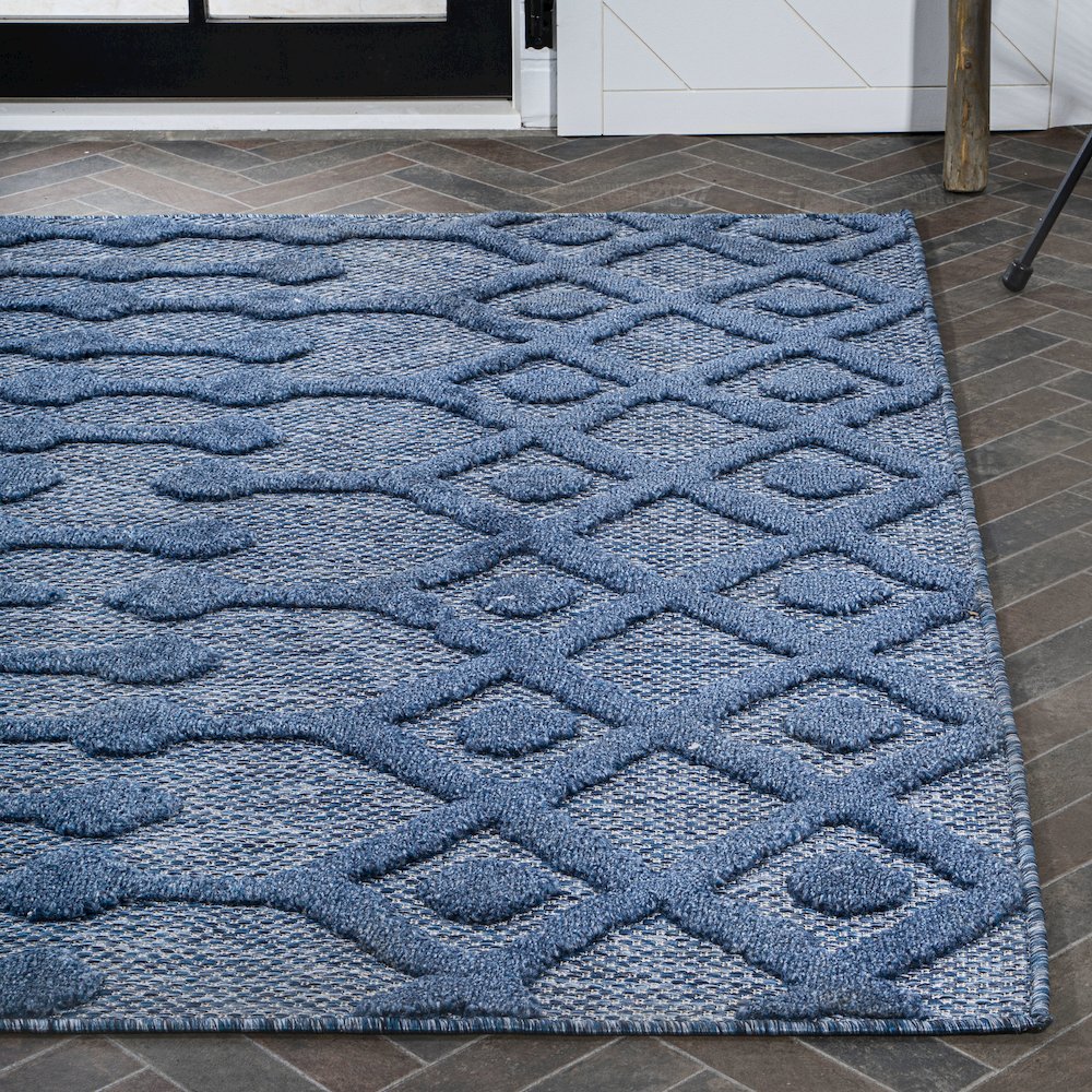 Peralta Moroccan Diamond Indoor/Outdoor Area Rug. Picture 7