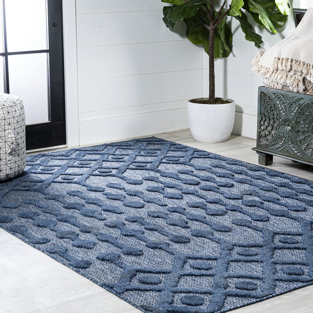 Peralta Moroccan Diamond Indoor/Outdoor Area Rug. Picture 5