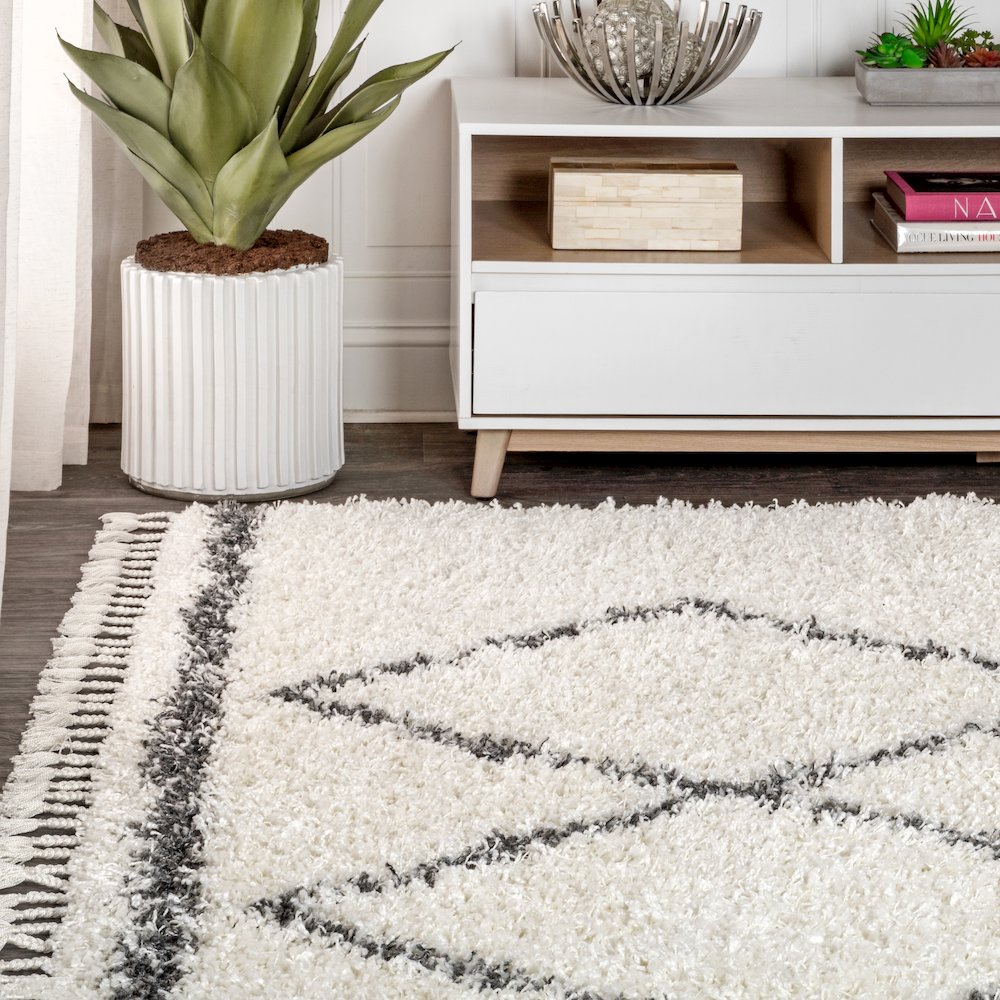 Beautiful Mercer Shag Plush Tassel Moroccan Tribal Geometric Trellis Area Rug. Picture 3