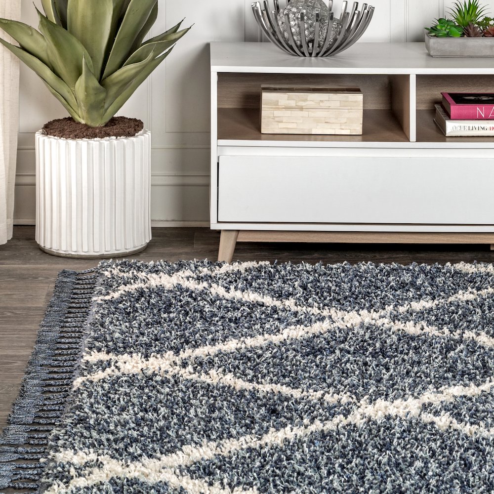 Gabrielle Mercer Shag Plush Tassel Moroccan Geometric Trellis Area Rug. Picture 3