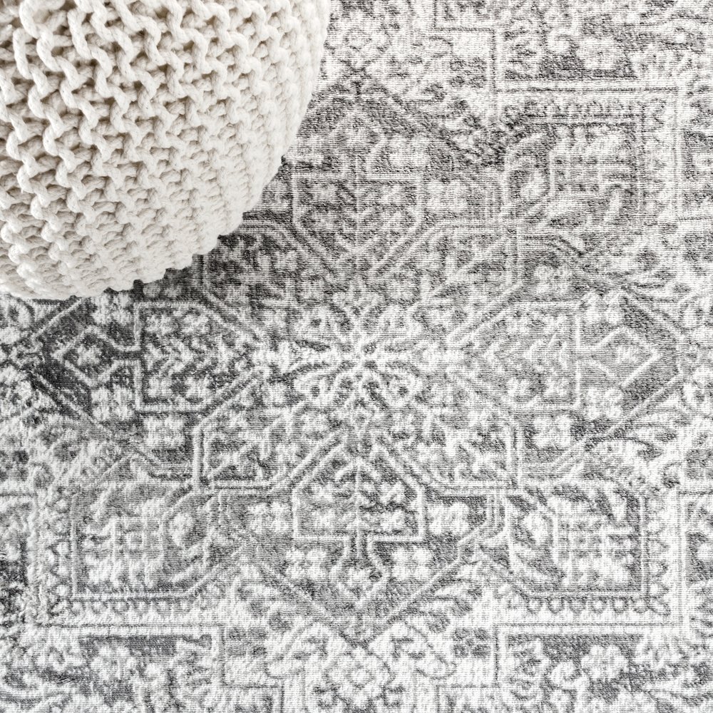 Modern Persian Vintage Medallion Area Rug. Picture 5