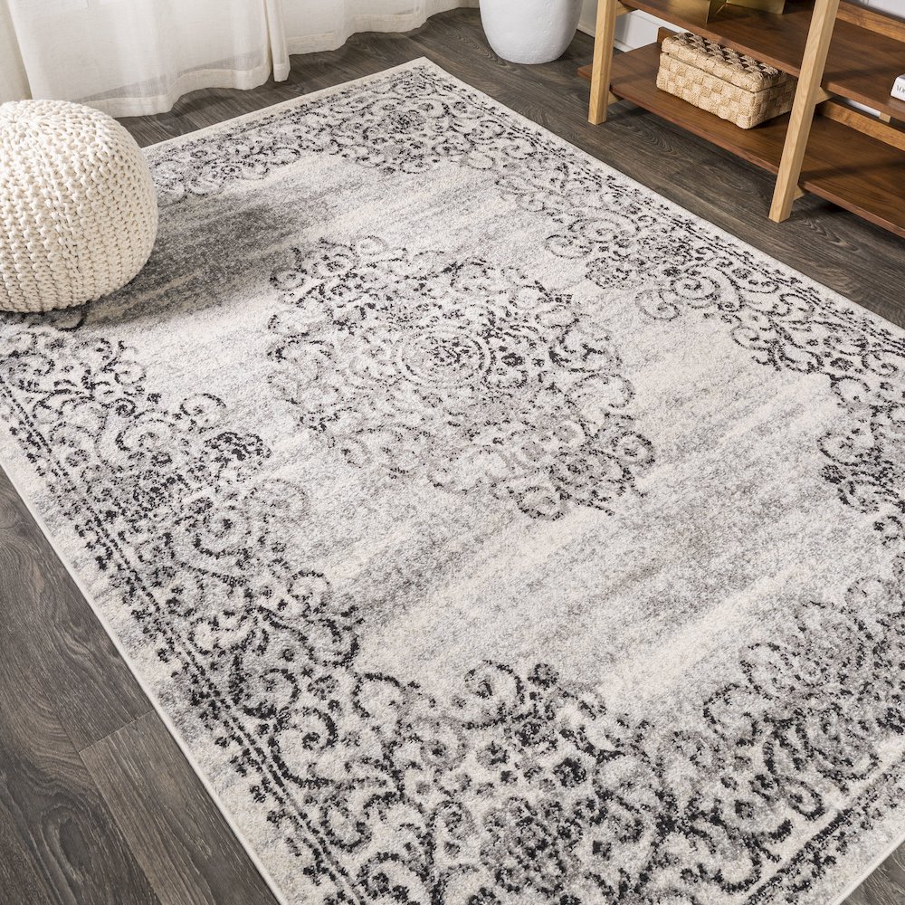 Minori Filigree Medallion Area Rug. Picture 4