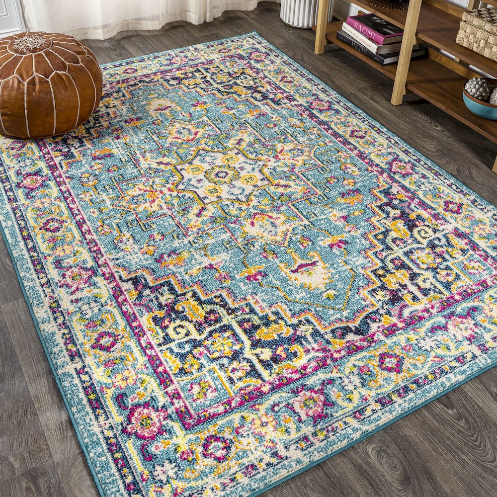 Brooklyn Geometric Medallion Area Rug. Picture 4