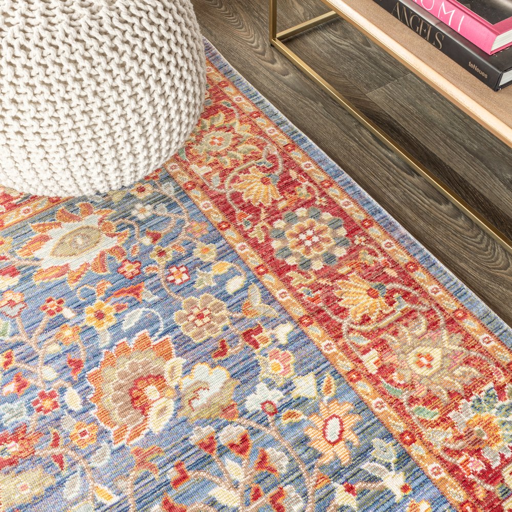 Irving Persian Area Rug. Picture 7