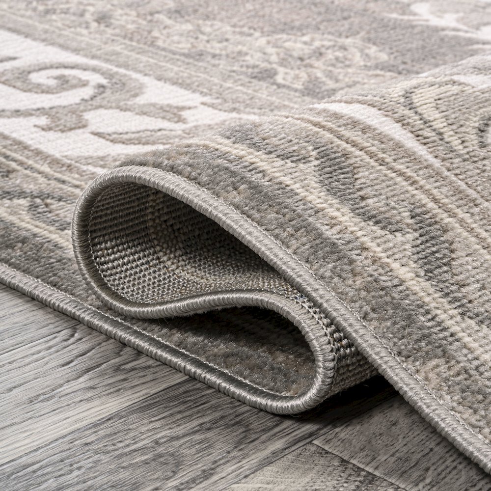Rosalia Cottage Medallion Area Rug. Picture 9