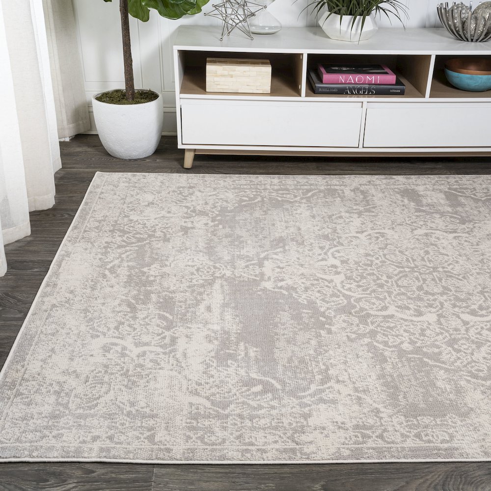 Kelly Rosalia Cottage Medallion Area Rug. Picture 3