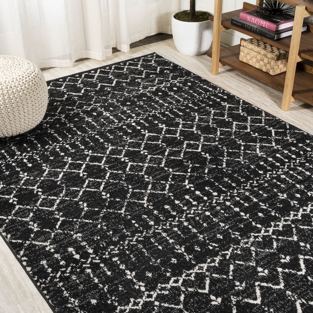 Moroccan Hype Boho Vintage Diamond Area Rug. Picture 4