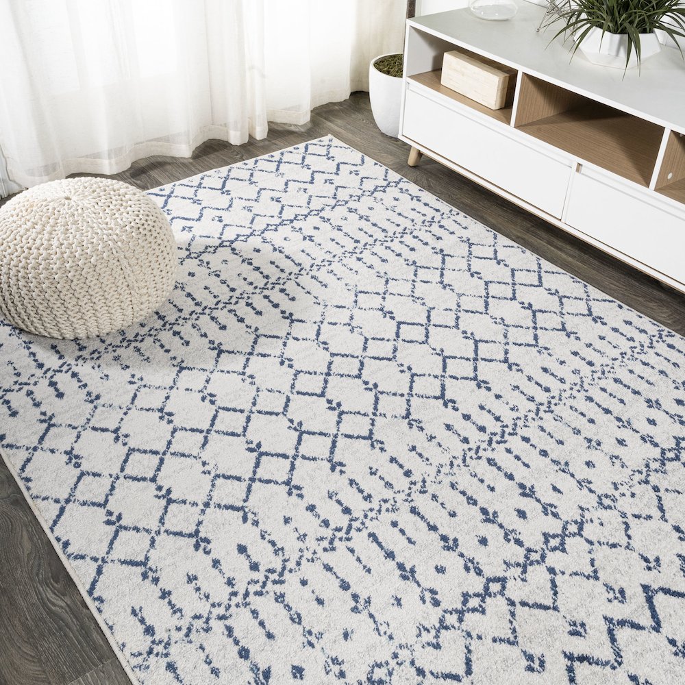 Moroccan Hype Boho Vintage Diamond Area Rug. Picture 4