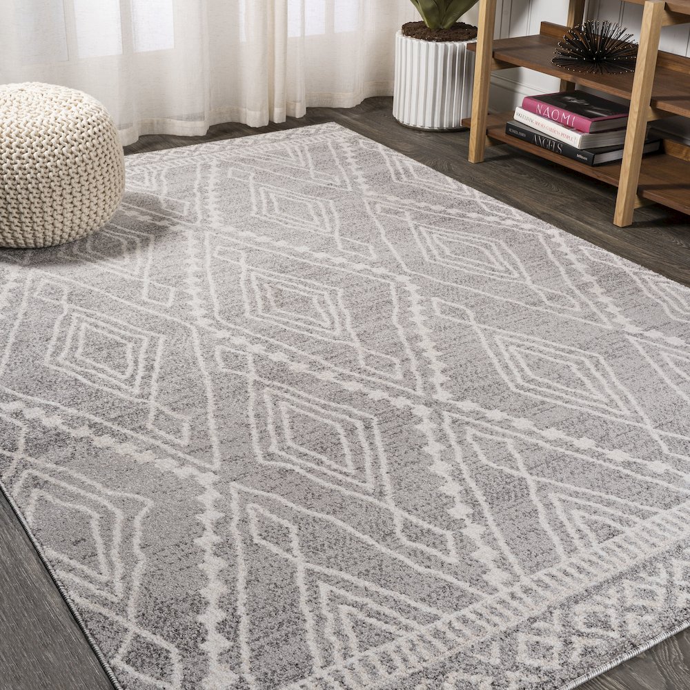 Rih Moroccan Style Diamond Area Rug. Picture 2