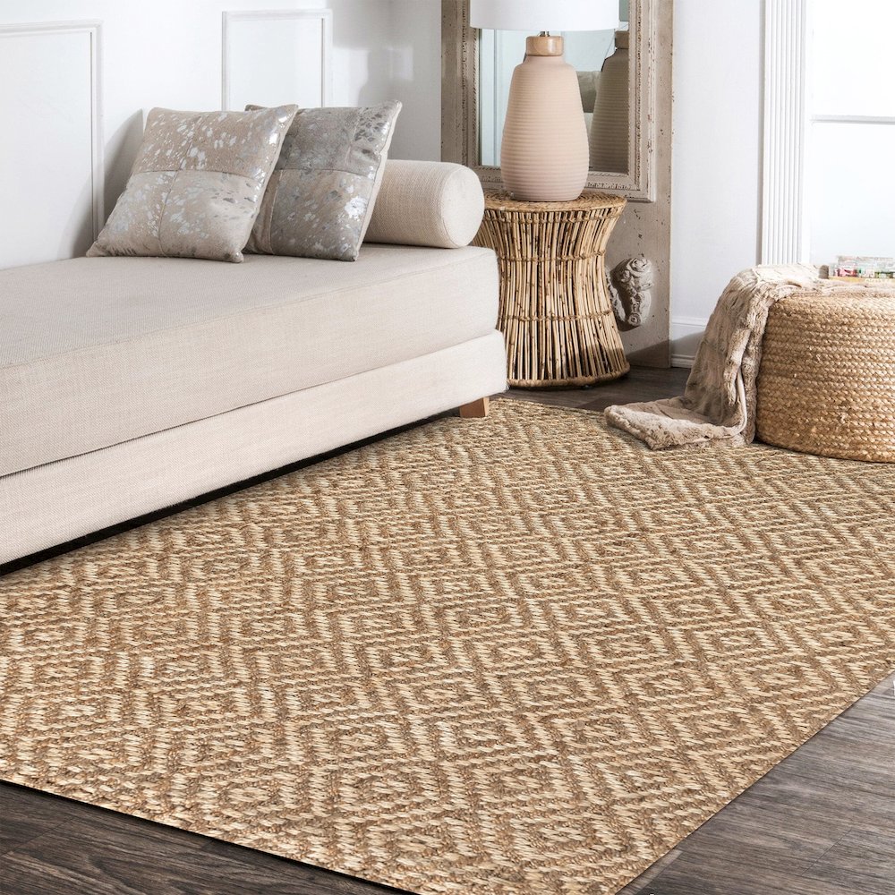 Hira Hand Woven Diamond Chunky Jute Area Rug. Picture 9