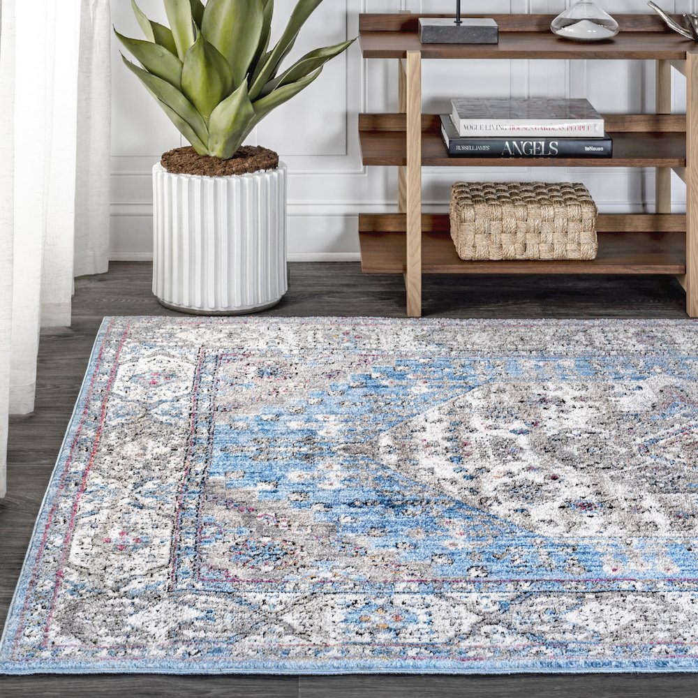 Kesan Vintage Medallion Area Rug. Picture 3