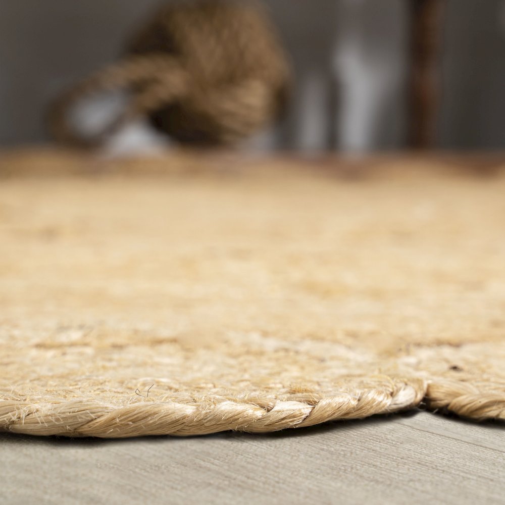 Daisy Hippy Jute Medallion Circle Area Rug. Picture 4