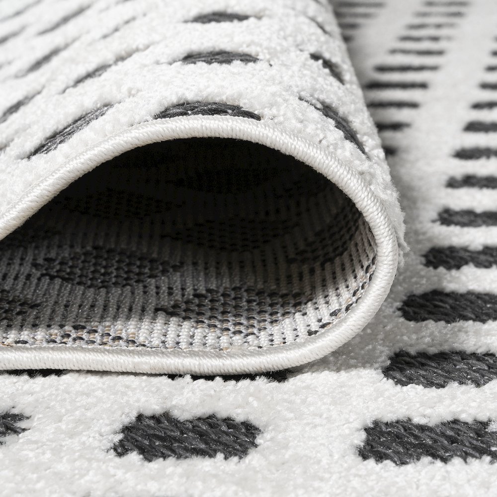 Rabat High-Low Pile Mini Diamond Trellis Area Rug. Picture 12