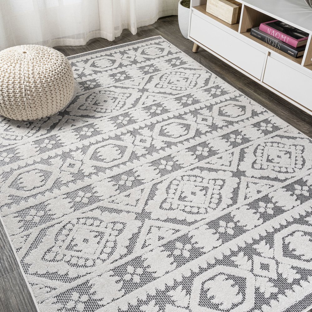 Citta High-Low Pile Mediterranean Tile Area Rug. Picture 4