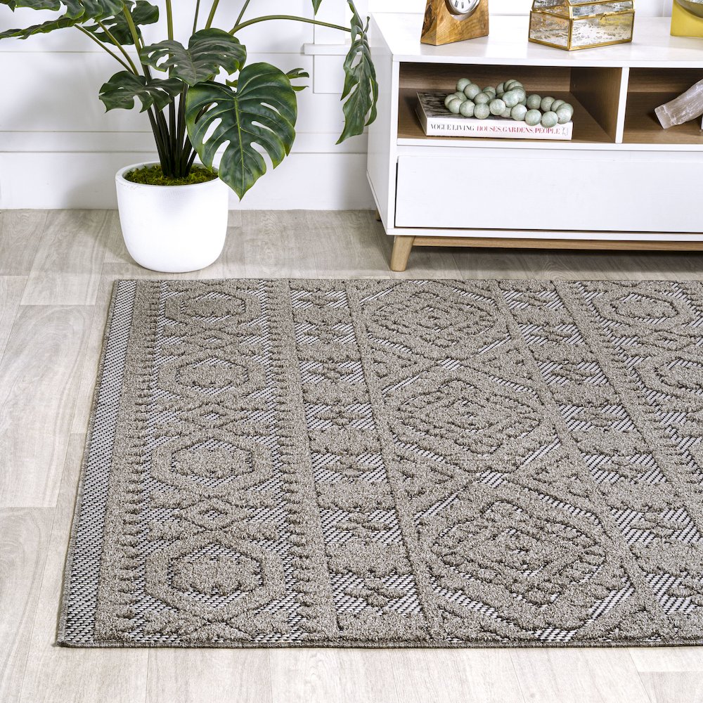 Citta High-Low Pile Mediterranean Tile Area Rug. Picture 3