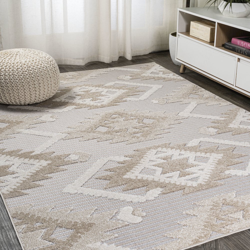 Sumak High-Low Pile Neutral Diamond Kilim Area Rug. Picture 2