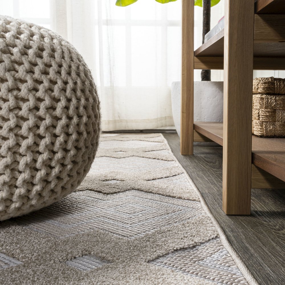 Duwun High-Low Pile Ogee Trellis Tone On Tone Indoor/Outdoor Area Rug. Picture 13