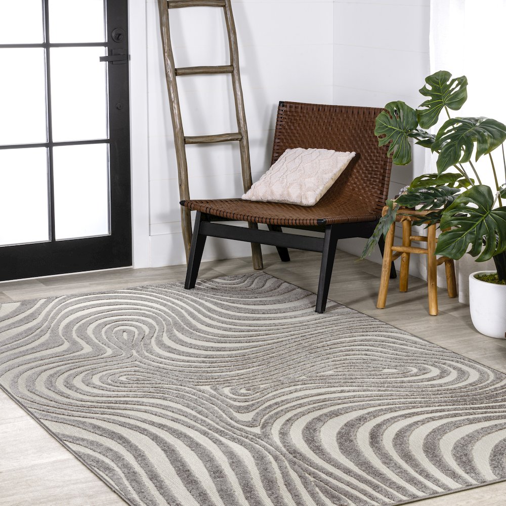 Maribo Abstract Groovy Striped Area Rug. Picture 3