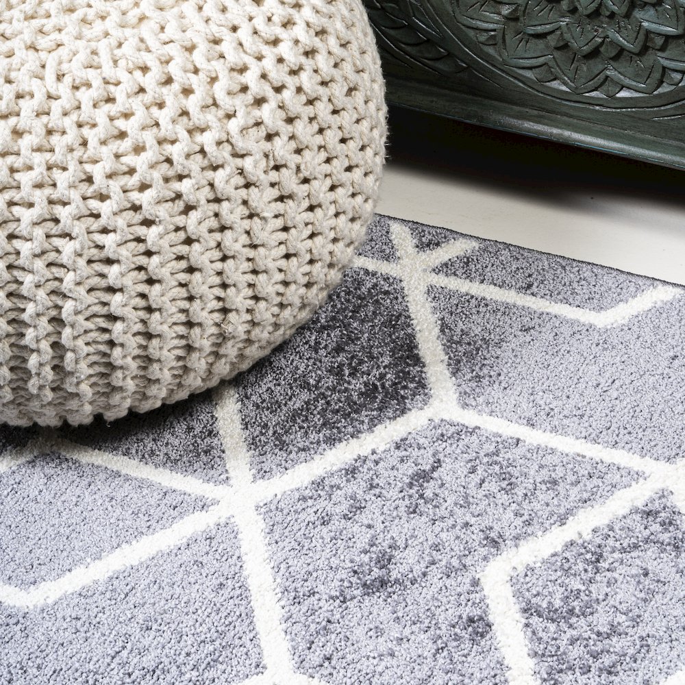 Tumbling Blocks Modern Geometric Area Rug. Picture 8