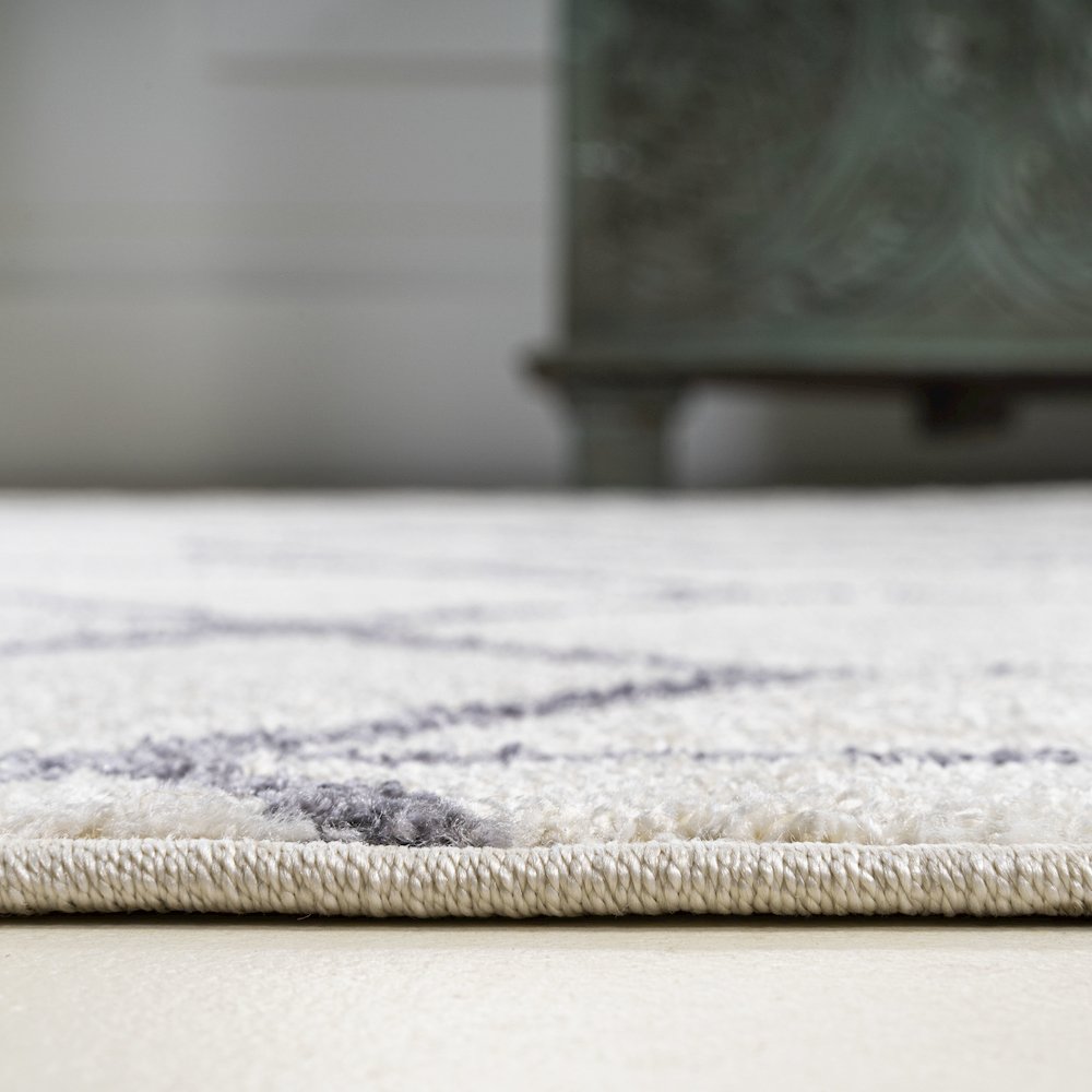 Tumbling Blocks Modern Geometric Area Rug. Picture 14