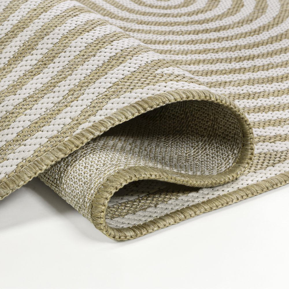 Cream/Natural 5 ft. x 8 ft. Indoor/Outdoor Shaped Area Rug. Picture 6
