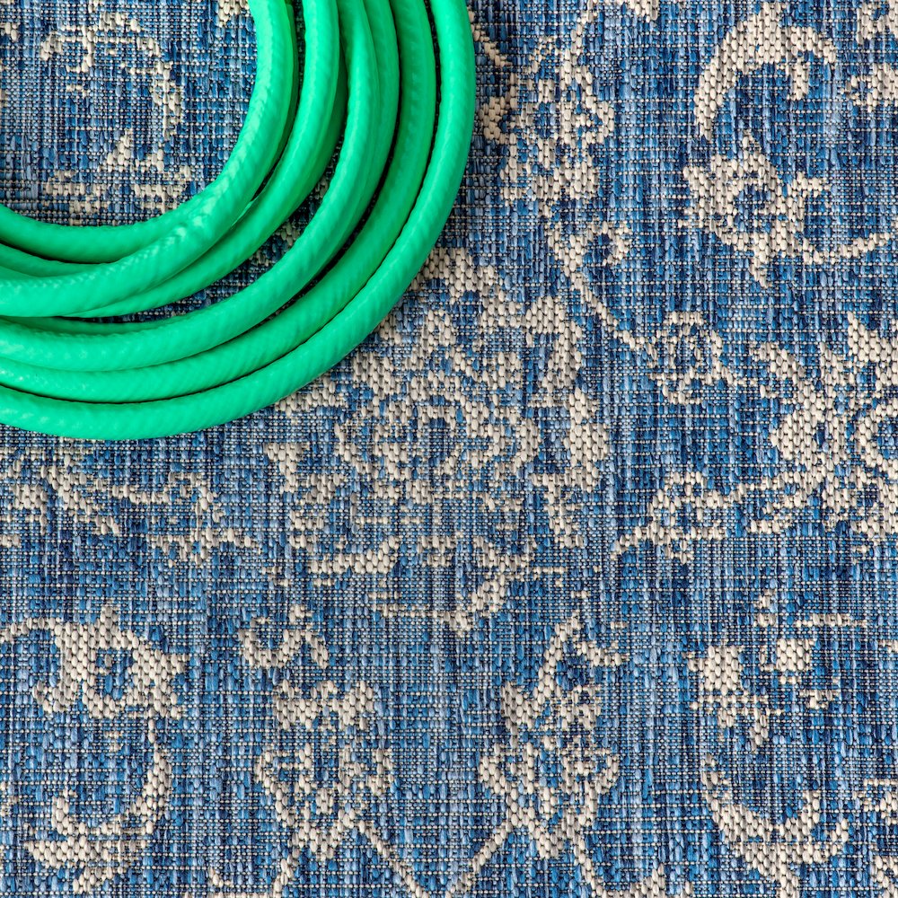 Tela Bohemian Textured Weave Floral Indoor/Outdoor Area Rug. Picture 7