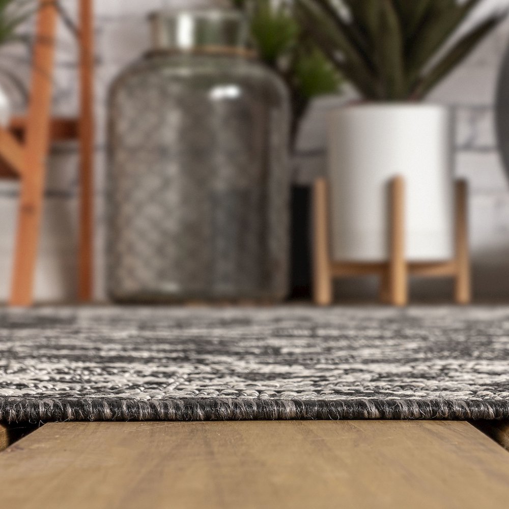 Palazzo Vine And Border Textured Weave Indoor/Outdoor Area Rug. Picture 12